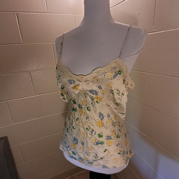 Lacy Floral Yellow Tank Top - Picture 3 of 5